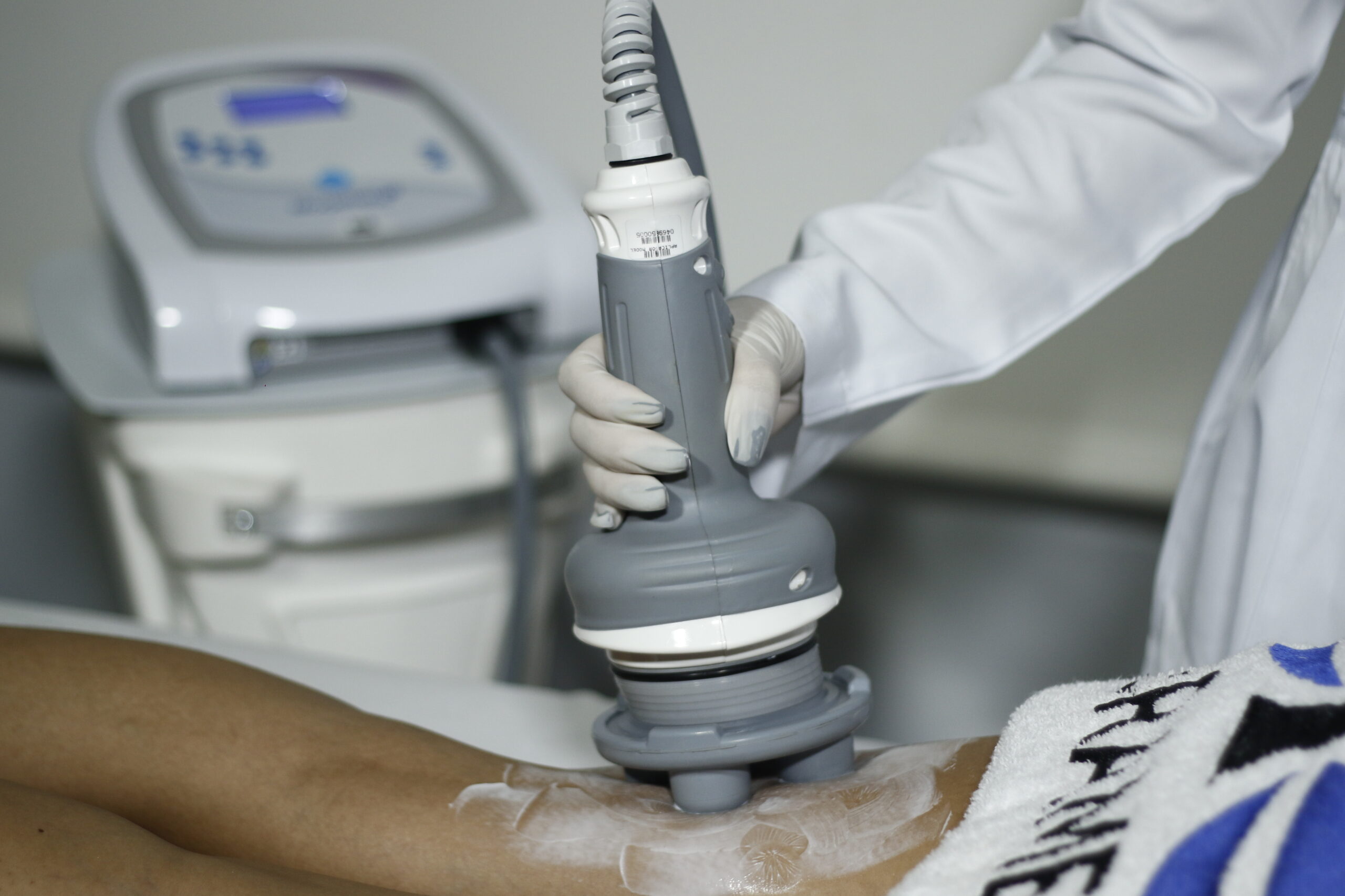 Modellata vs. Traditional Therapies: A Comparative Analysis
